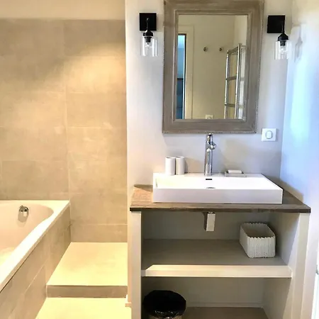 Les 3 Pins - Spacious Escape With Private Pool And Panoramic Views Of The St-tropez Gulf 포트 그리모